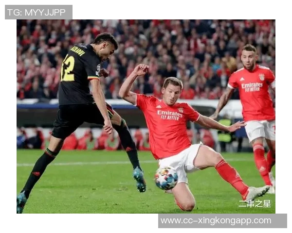 瑞天空报道曼联纽卡法兰克福争夺阿贾克斯17岁中场新星莫吉奥